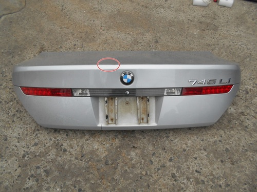 BMW 7시리즈 4세대(E65, E66) 도어-트렁크 B급[찍힘] &#039;03년 735LI
