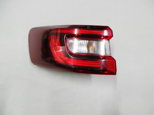 QM6 후미등(테일램프, 콤비램프, 데루등) 3D LED-운전석 265554226R B급(결손품)자동차중고부품