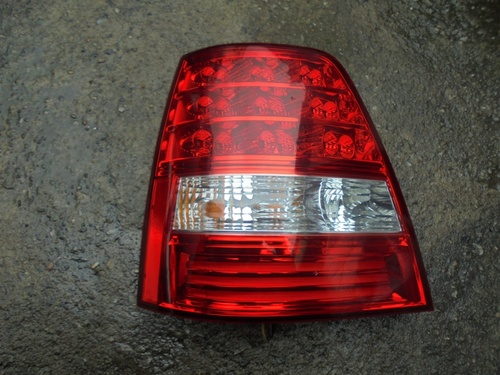뉴쏘렌토 후미등(테일램프) LED-운전석(924013E500)