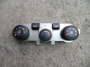 로체, 히터 &amp; 에어컨 컨트롤러(커넥터2개)